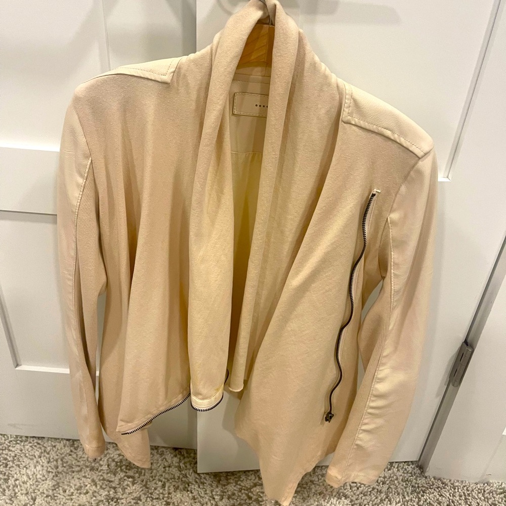 Light tan mixed material jacket